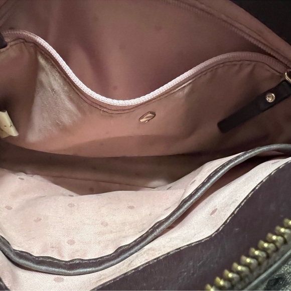 Kate Spade ♠️ Emerson Place
Harbor Quilted Crossbody Leather Brown - Picture 10 of 16